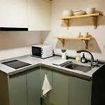 Apartment Close To Hongik University Station